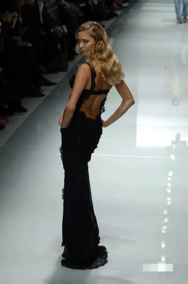 意大利|出生意大利传奇家族 下嫁摩纳哥王子 她的人生真的是童话照进现实