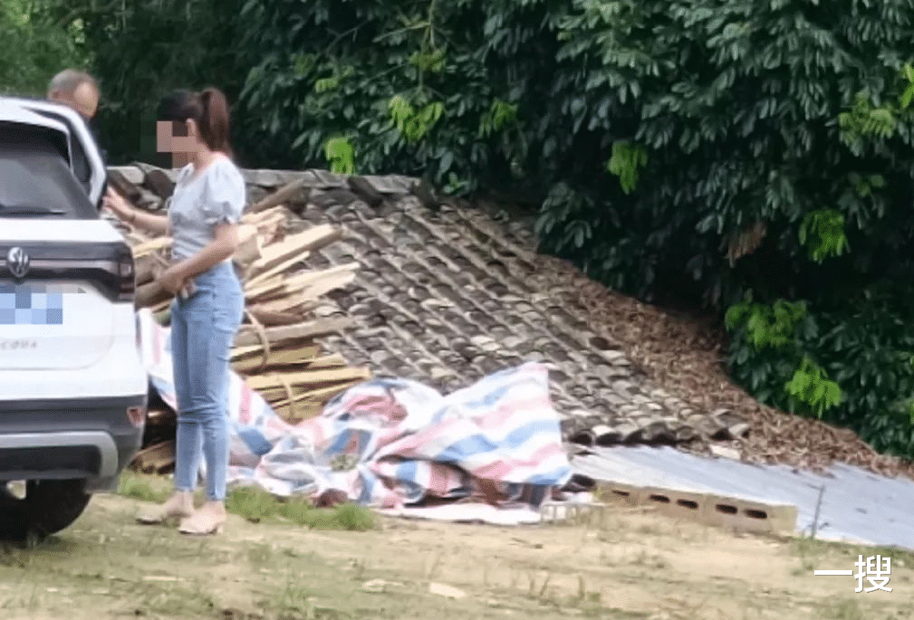 实在牛!广西一已婚女子,带亲戚、孩子去相亲,真心不要脸!