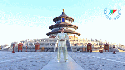 脾胃|中医，经络养生，脾胃经的位置，逐渐地去拉伸，拉筋，拉筋疗法