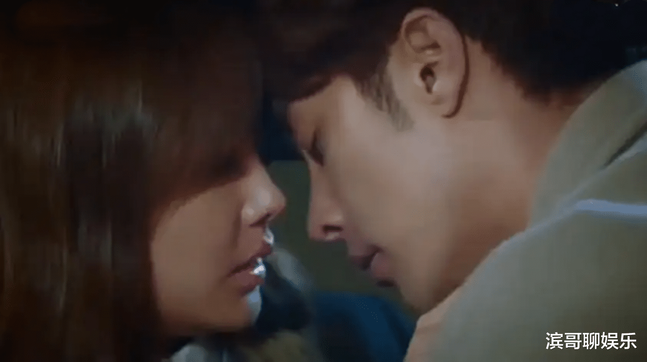 社内相亲|《社内相亲》吻戏击穿屏幕,0.5倍速反复观看,X张力拉满!