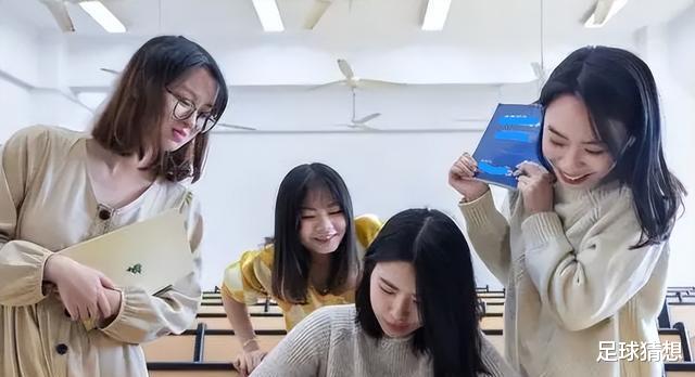 商业模式|985毕业生求职碰壁,无奈吐露心声:后悔选此专业,浪费高考分数