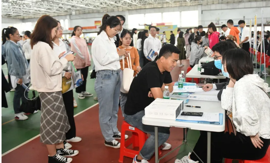 高校|这5座城市三无家庭考生慎选，大都市再有吸引力，未必适合读大学