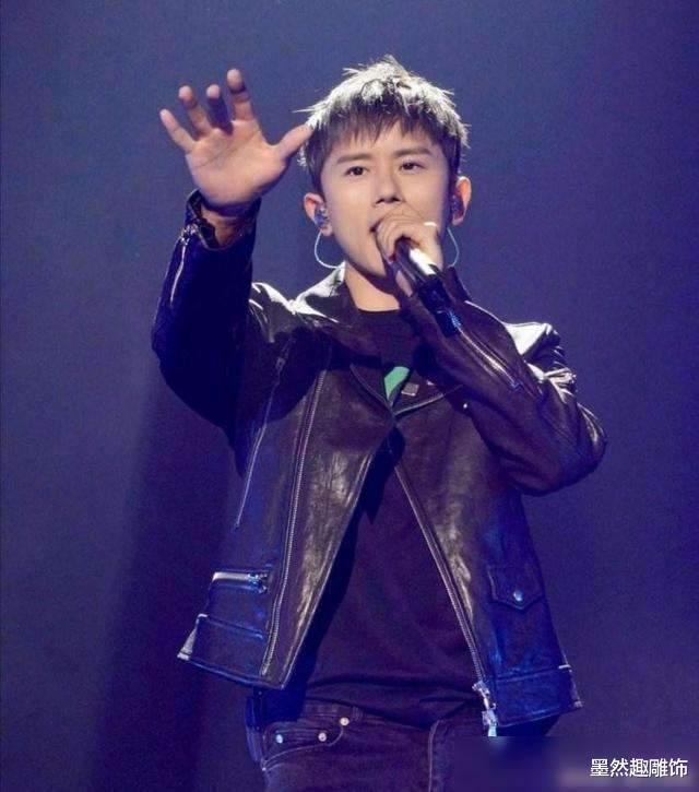 星光大道|川渝也要举办春晚了,张杰、冯提莫相继登台献唱,肖战会不会来呢