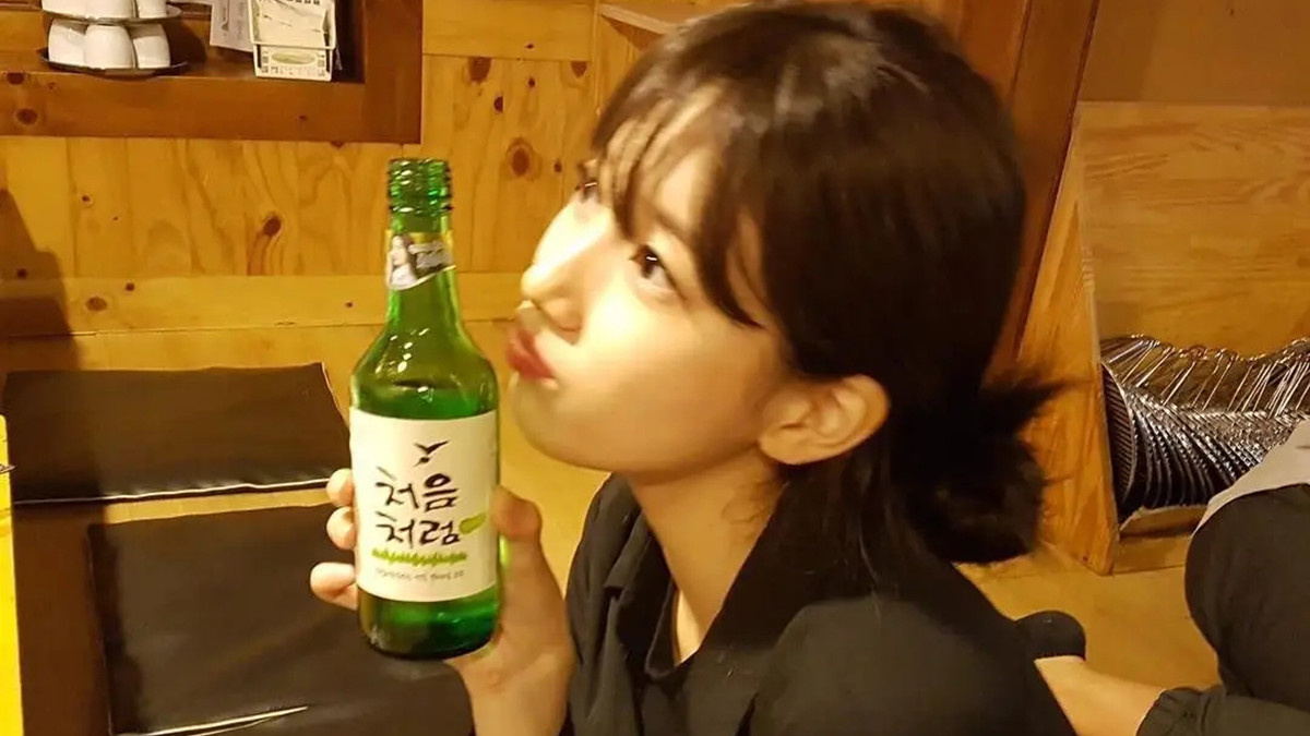 小酌怡情？酒类的功与过，人类与酒的万年之缘可能在未来终结