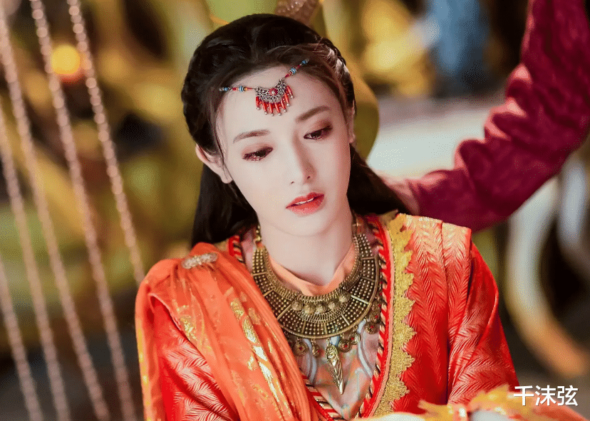 彭小苒|彭小苒恋情曝光?粉丝称两人同住房车、已见家长,网友:男的好丑