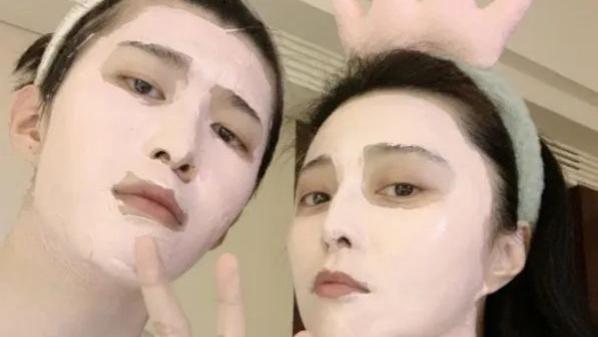 李成敏|太离谱！知名男星因纹身被造谣，质疑其是同性恋