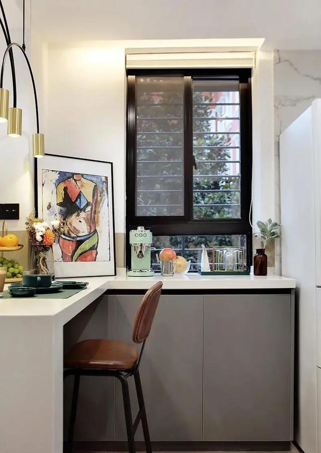 40轻奢风小户型装修,合理动线+超强收纳,打造出大平层的既视感