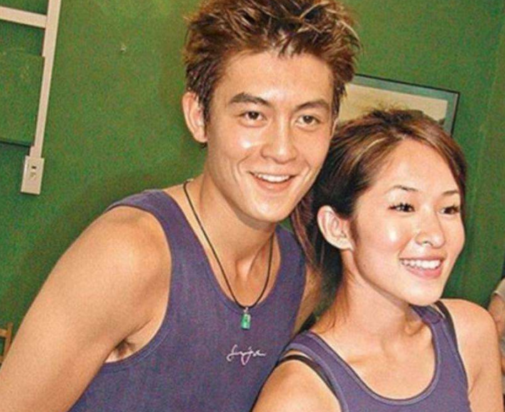 萧亚轩|一直在恋爱，没有爱情不能活的6位女明星，以后老了怎么办？