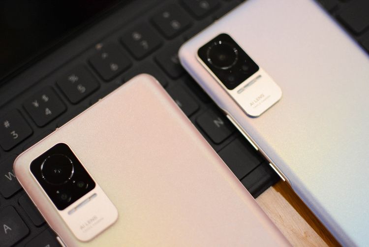 小米科技|降价到千元，曲面屏+3200万像素自拍，小米最好看手机香不香