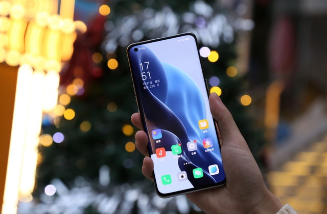 |也是一英寸定制大底?与小米12s Ultra同级,明年OPPO旗舰有看头