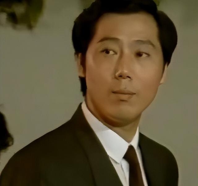 李成儒|戏曲名家史依弘：嫁给大18岁的李诚儒，离婚后仍然是好朋友