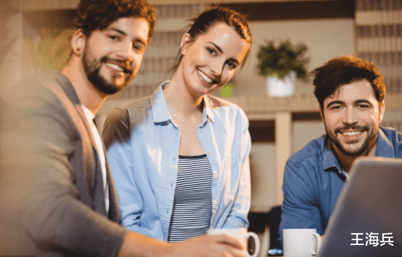 |如何在职场中成为领导者？