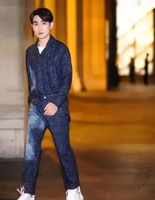 生图|上镜帅气逼人，生图暴露头肩比缺陷，顶流男星也有不足之处