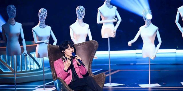 周深|周深现在的乐坛地位如何？属于一线还是超一线