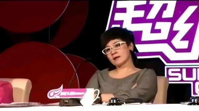 柯以敏|柯以敏:因《超级女声》而红,却为羞辱选手而付出惨痛代价