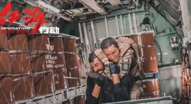 蒋璐霞|“女蛟龙”蒋璐霞：释小龙师妹，不靠颜值靠能力，网友：女版吴京