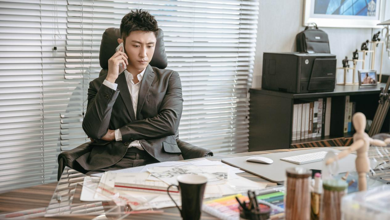 黄景瑜|黄景瑜新剧成收视黑马 人设剧情火出圈