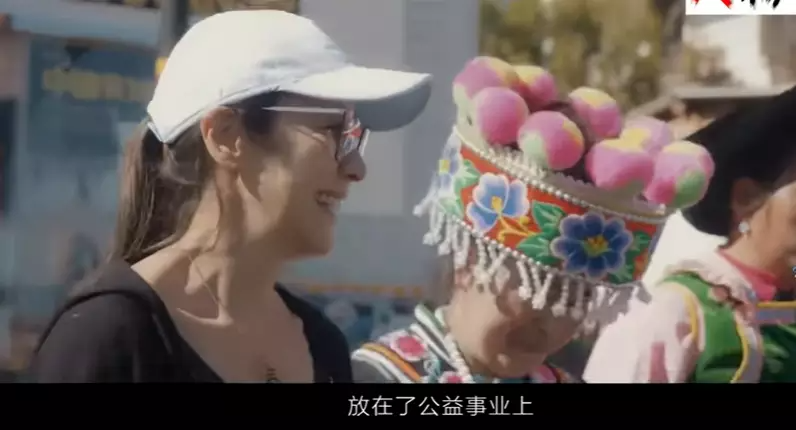 杨紫琼|杨紫琼：5段恋情无果，与千亿富豪热恋16年，却坚持不婚不育