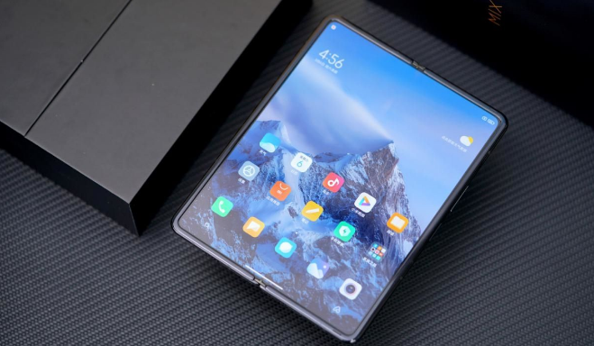 小米科技|用了米8，觉得很新奇，原来手机系统可以更新的这么勤快