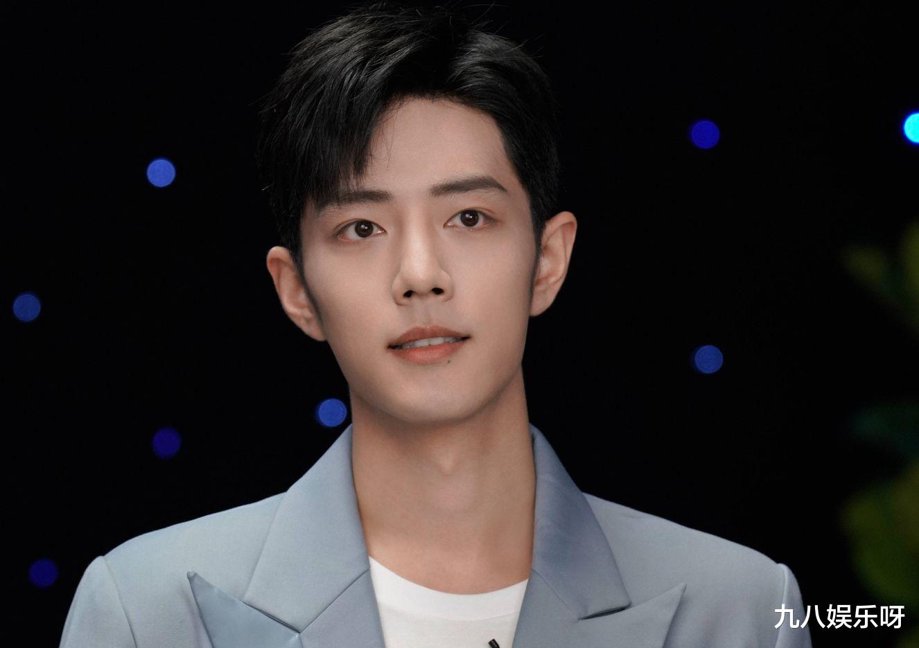 肖战|肖战参加品牌发布会直播，全程尽显高情商，热度却引发粉丝质疑