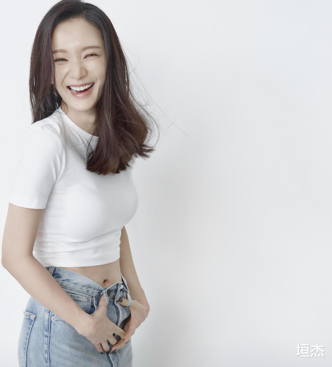 王君馨|王君馨离巢后转战内地，与内地女团搭档跳舞，网友诚祝好发展