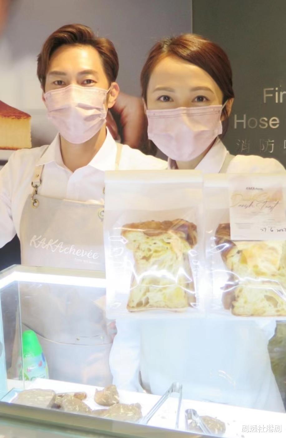 汤怡|忙不停!英皇小花投资6位数开饼店,生意红火丈夫更亲自到场帮忙