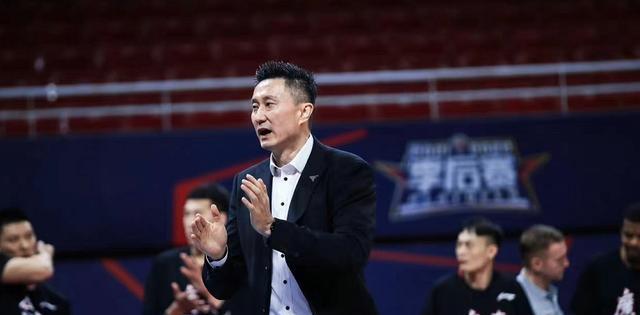 杜锋|莱多或赛季报销！广东宏远遭打击，杜锋调整阵容，拒绝被逆转