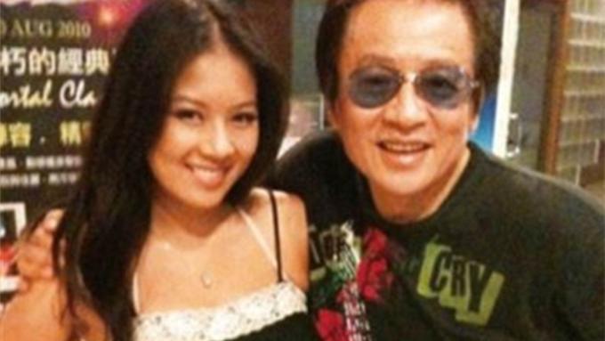 高凌风|恭喜！高凌风女儿被求婚，与导演男友拥吻太甜蜜，手中钻戒很耀眼