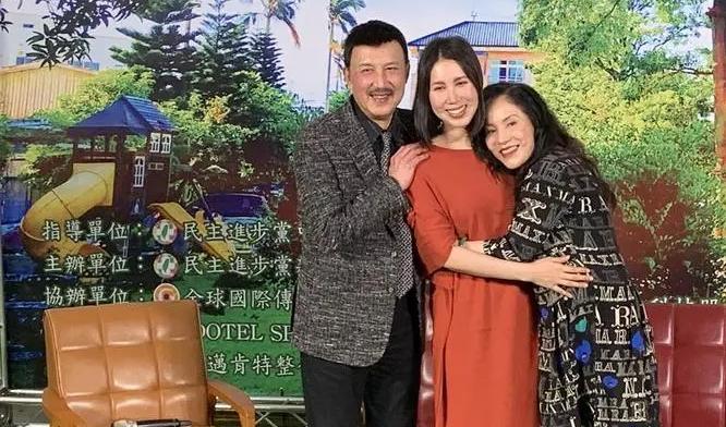 抗癌|38岁女星被爆已抗癌7年！近60次的化疗痛苦下，为两孩子努力活着