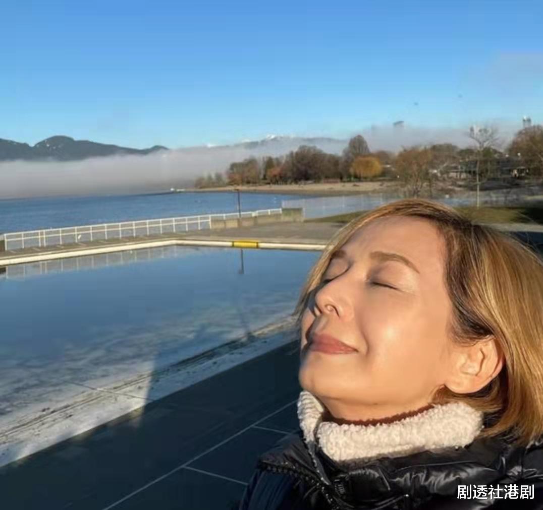 毛舜筠|不容易！香港知名女星滞留海外多月终成功返港，自曝历经多重难关