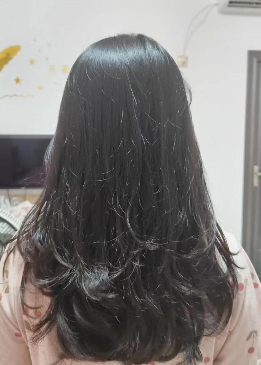 卷发 刚烫了几天的头发就不卷了怎么办？打理、造型、重烫才能恢复卷度