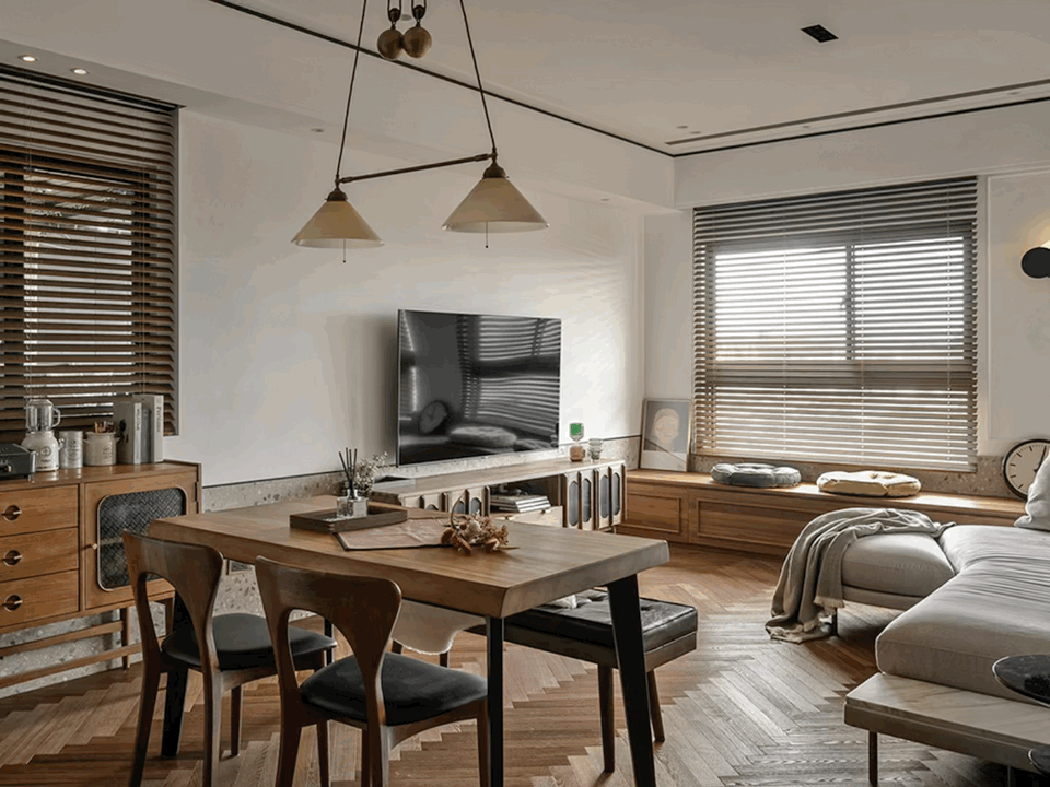 发现一对作家夫妻的房子：耐看的原木风+法式风，这审美真的高级