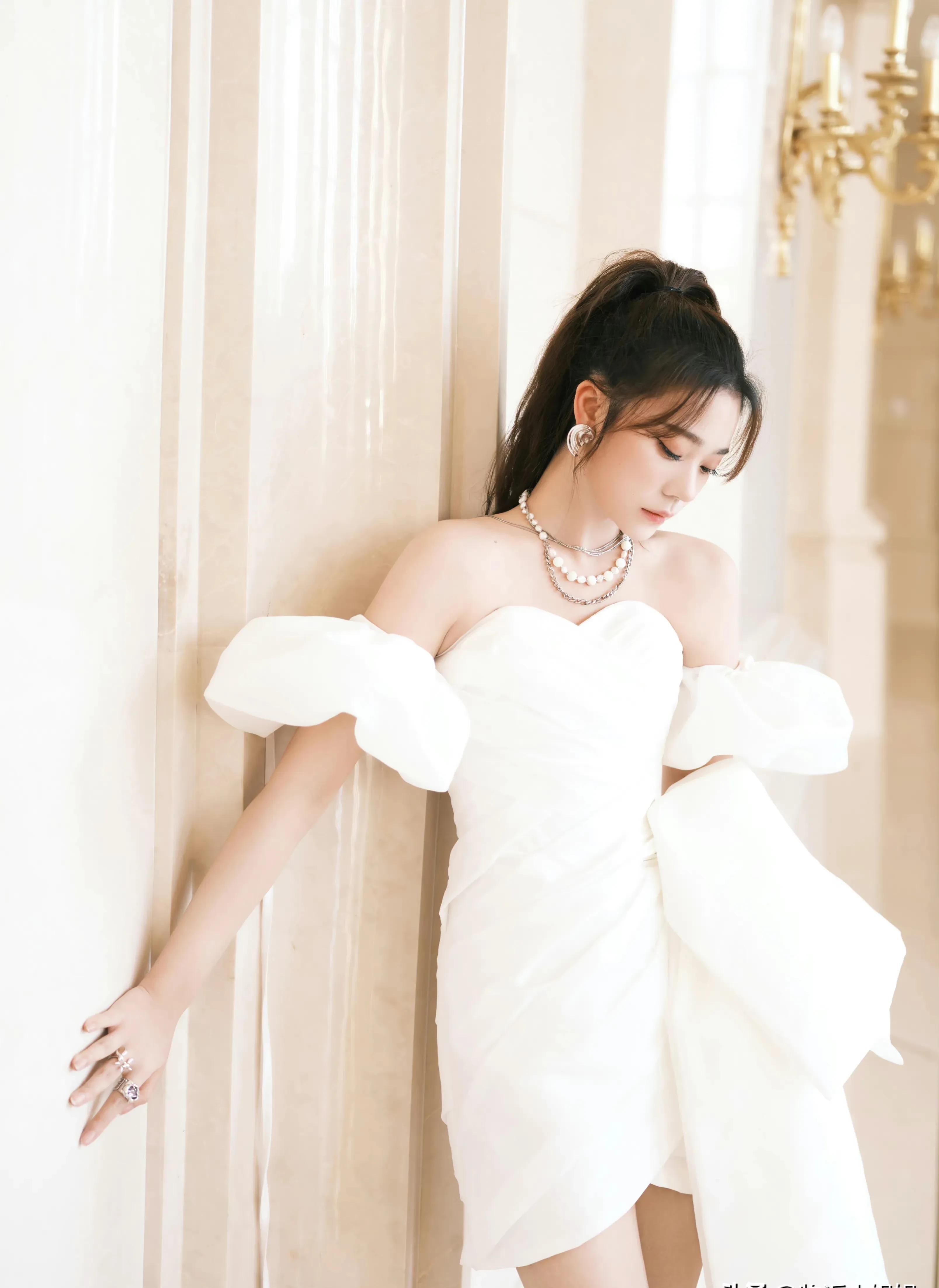 紫宁|张紫宁,俏丽唯美的美女歌手,灵动清甜的长相,太迷人啦