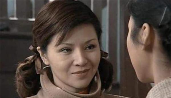 李云龙|亮剑：男人遇到张白鹿，如果没有李云龙的克制，将会万劫不复！