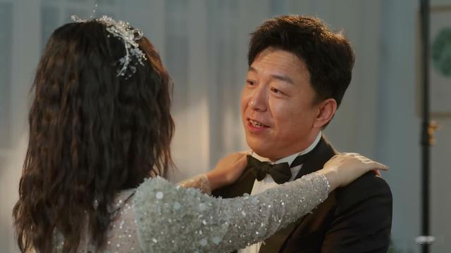 冬晓|打开生活:区区100块,竟撕开1个中年成功男人隐藏至深的赤裸欲望