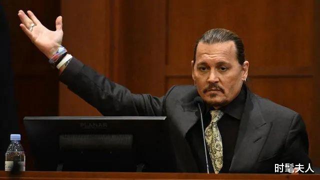约翰尼·德普|德普离婚案大转折?法庭穿同款+带货!复婚?