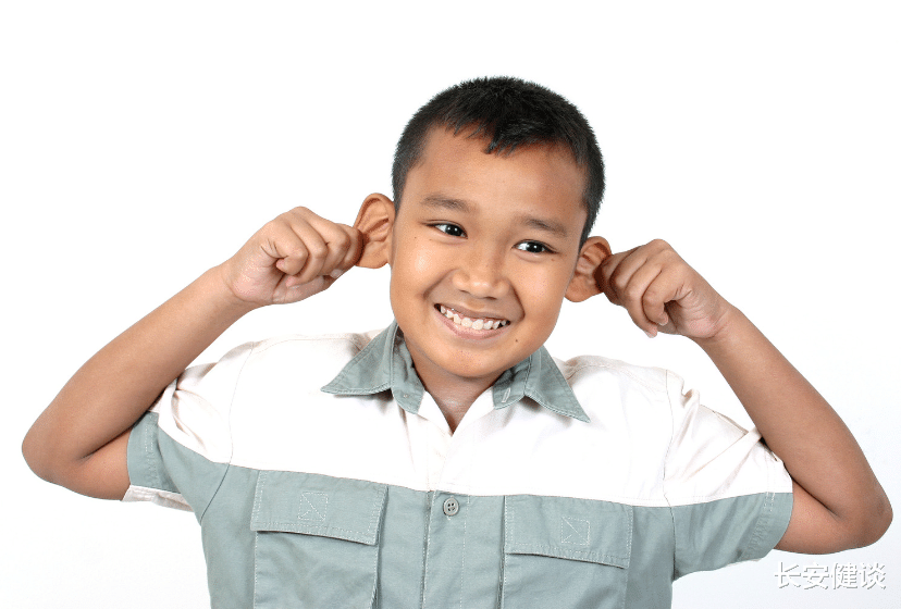 |耳朵看穷富?是否有科学根据?快来看看你是哪种耳