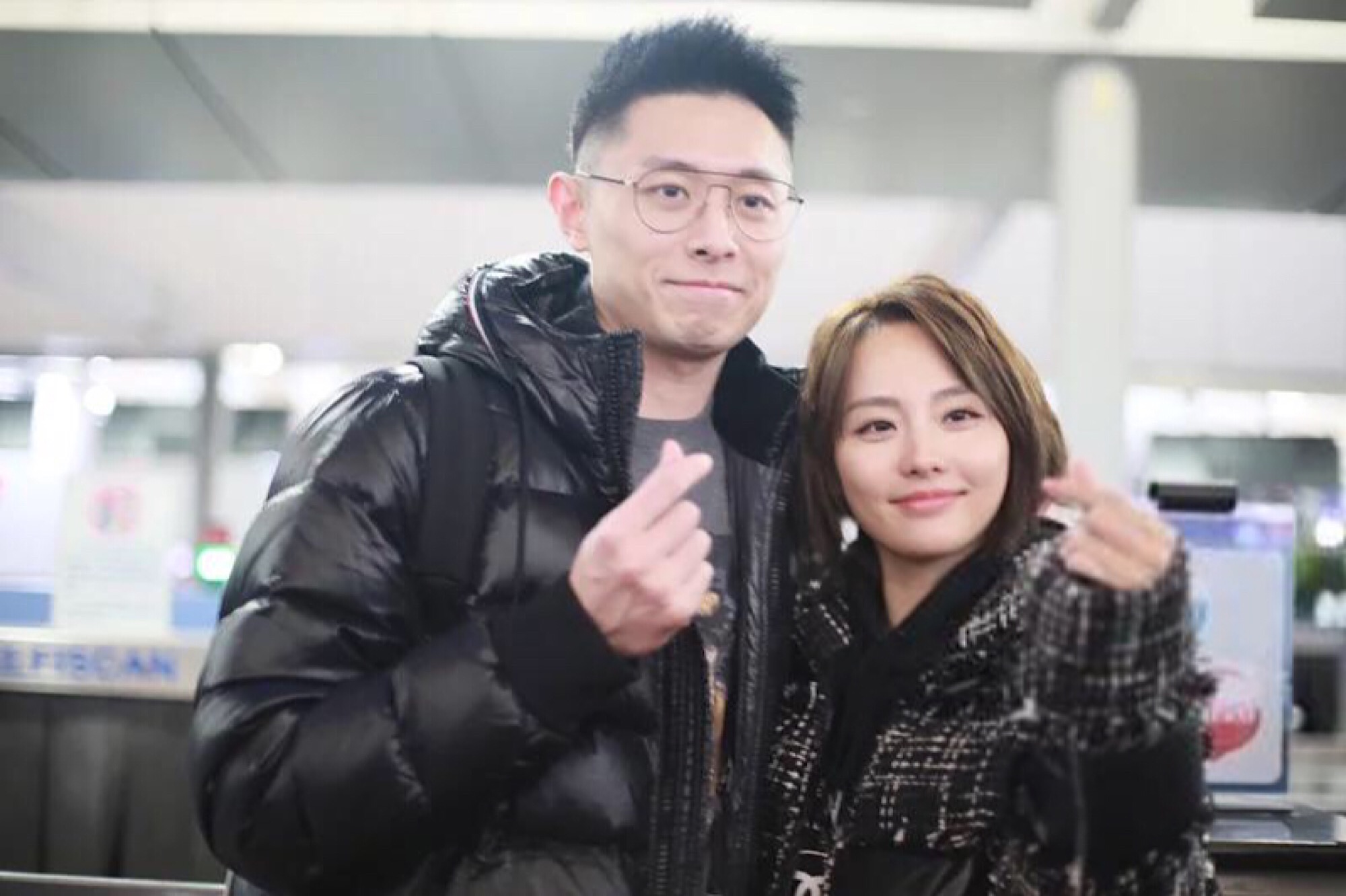 豪门|张嘉倪疑似净身出户:老公只领零花钱无资产,女明星嫁豪门二代稳赔?