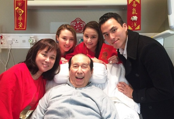 何超莲|何超莲就不当言论道歉：我很自责深刻反思，未来我一定更加注意