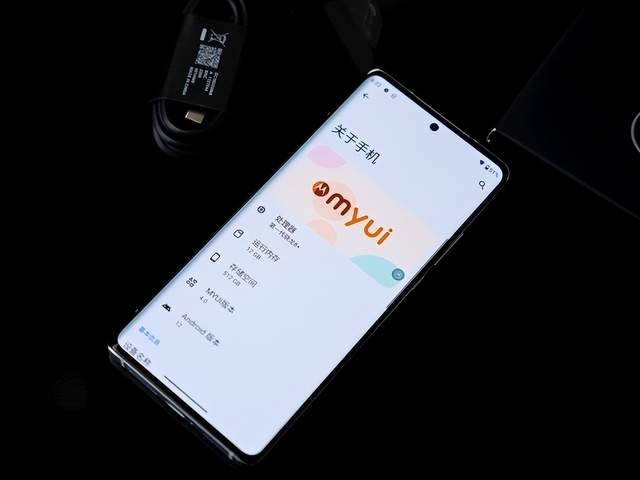 摩托罗拉|影像、颜值、充电、性能不偏科!moto X30 Pro 上手体验
