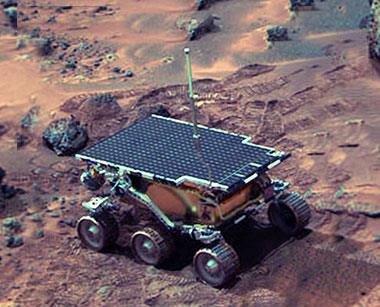 祝融火星车设计寿命仅92天,但和美国火星车一比较,它或能用十年
