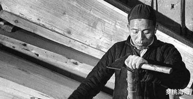 1938年15岁女孩被日军凌辱致死,父亲引敌至石灰窑,歼灭700人