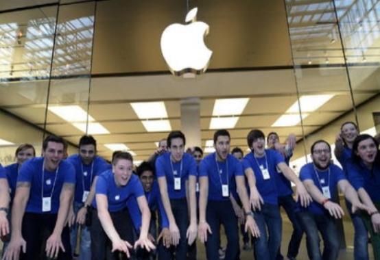 苹果市值破3万亿，华为营收下跌30%，国产科技的未来在哪里？