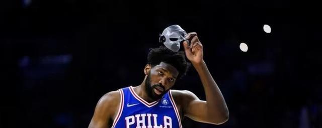 约基奇|恭喜约基奇，连庄MVP！跟约基奇相比，恩比德究竟差在哪儿？