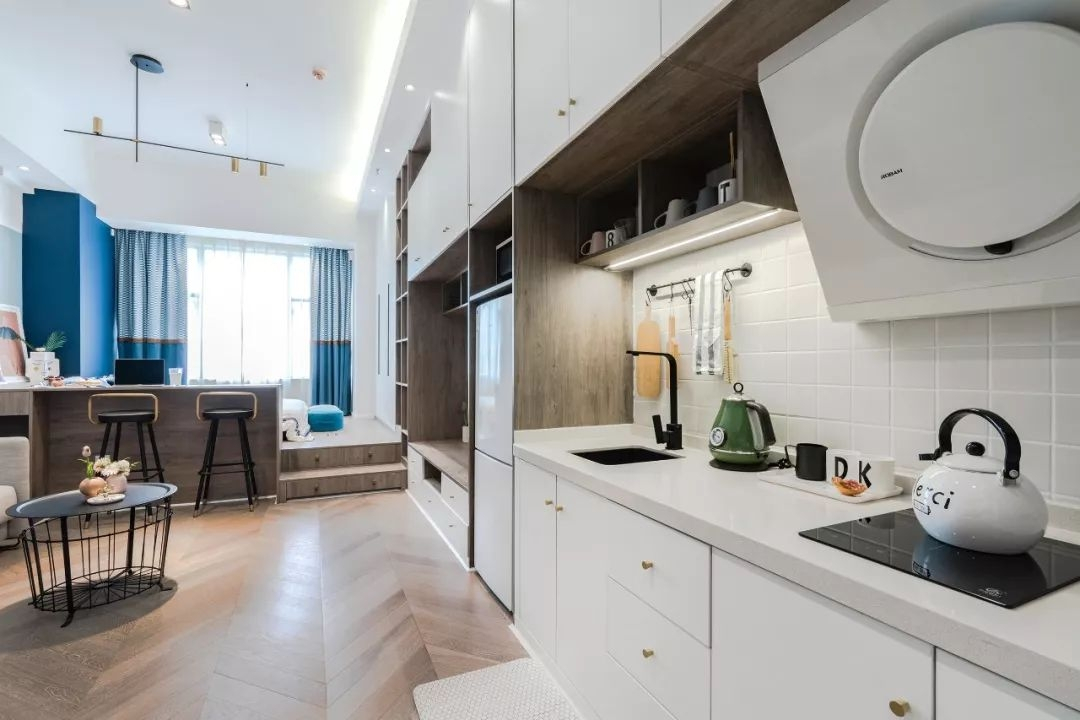 35㎡简约北欧风单身公寓,美观大气,卧室秒变休闲区