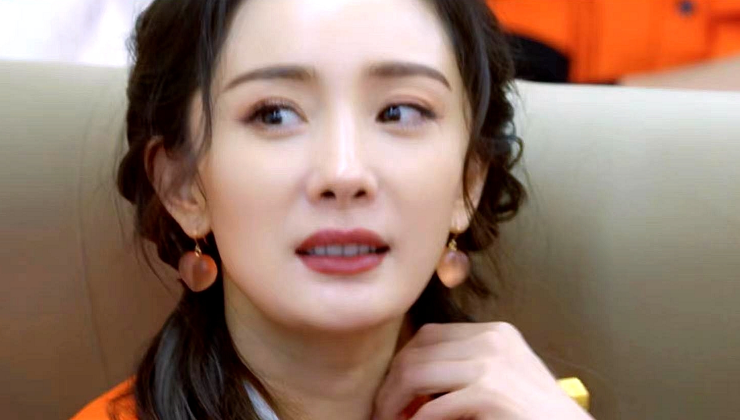 唐艺昕|杨幂眼角受伤两个月，伤疤首度曝光，长达三四厘米