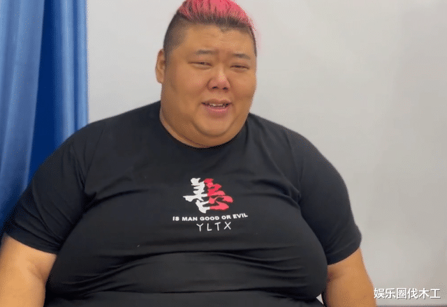 短视频 600斤网红胖猴仔再翻车？网友：只是早上多拉了半斤“翔”