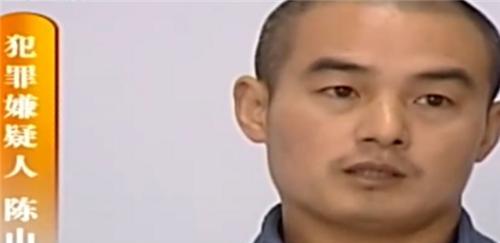 善恶终有报:2008年四川千万富翁惨死家中,因前妻打人耳光遭报复