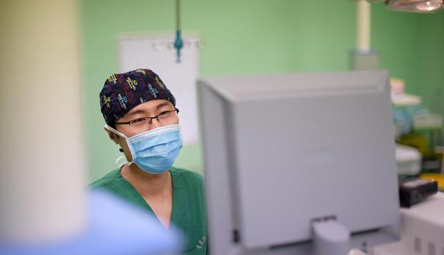 饮食|手术后3小时，患者突然呼吸困难、紫绀，抢救中医生道出了实情