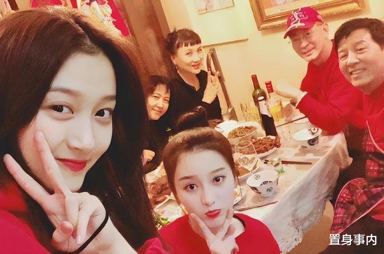 六小龄童|六小龄童为钱丢了脸面，他那拒绝当明星的独女，如今过得如何？